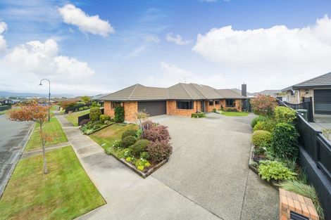 Photo of property in 14 Tennyson Avenue, Kelvin Grove, Palmerston North, 4414