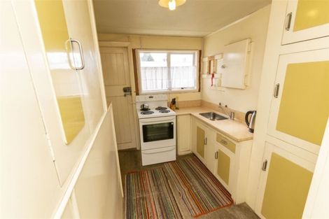 Photo of property in 24 Park Terrace, Waikuku Beach, 7473