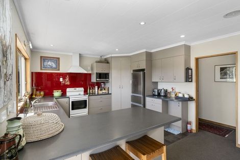 Photo of property in 22 Tiratu Road, Dannevirke, 4976