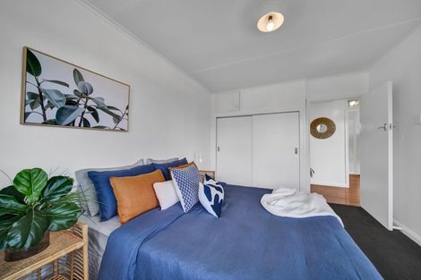 Photo of property in 184 Seaview Road, Westown, New Plymouth, 4310