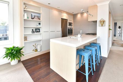 Photo of property in 27 Doment Crescent, Orewa, 0931