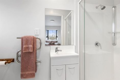 Photo of property in 50 Hooker Avenue, Bryndwr, Christchurch, 8053