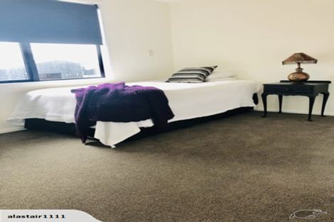 Photo of property in 65b Mountain Road, Mangere Bridge, Auckland, 2022