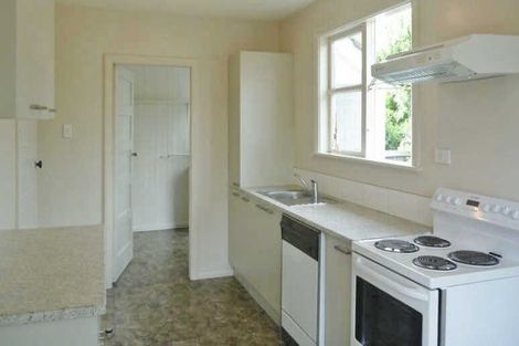 Photo of property in 5 Pitcairn Crescent, Bryndwr, Christchurch, 8053