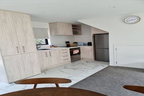 Photo of property in 3/97 Whites Line East, Waiwhetu, Lower Hutt, 5010