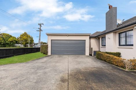 Photo of property in 20 Grove Road, Papakura, 2110