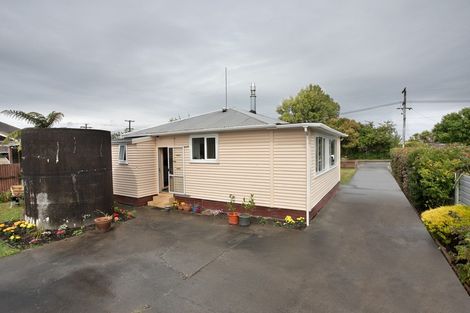 Photo of property in 4 Johnson Street, Bulls, 4818