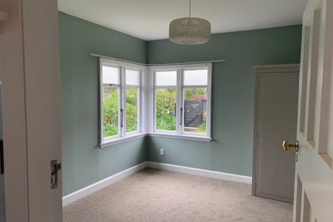 Photo of property in 18 Augusta Street, Redcliffs, Christchurch, 8081