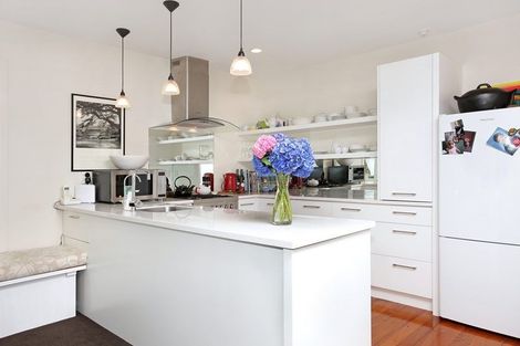 Photo of property in 1/1 Saratoga Avenue, Herne Bay, Auckland, 1011