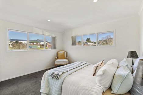 Photo of property in 39 Millstream Drive, Henderson, Auckland, 0610