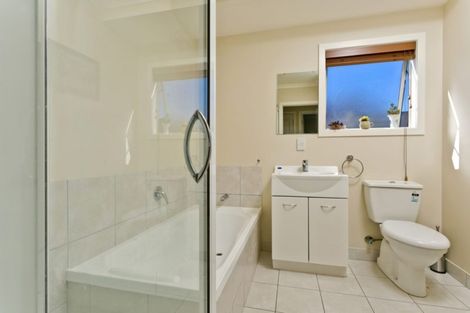 Photo of property in 2/11 Anne Mclean Drive, Bayview, Auckland, 0629