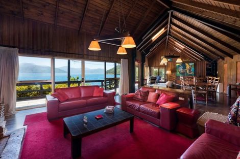 Photo of property in 363 Port Underwood Road, Whatamango Bay, Picton, 7281