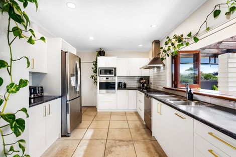 Photo of property in 125 Gloucester Street, Taradale, Napier, 4112