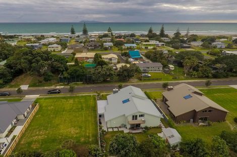 Photo of property in 7 Ian Place, Waihi Beach, 3611