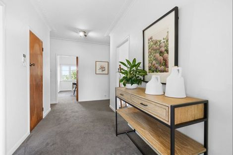 Photo of property in 14 Weona Place, Westmere, Auckland, 1022