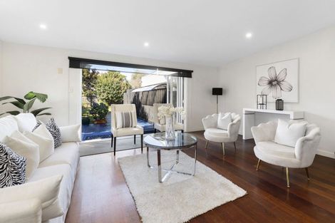 Photo of property in 32 Green Lane East, Remuera, Auckland, 1050