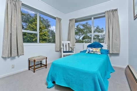 Photo of property in 36 Blakeborough Drive, Forrest Hill, Auckland, 0620