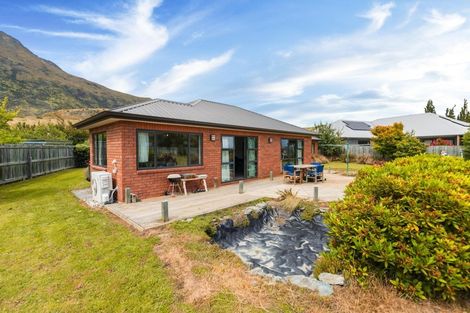 Photo of property in 14 Herries Lane, Lake Hayes, Queenstown, 9304