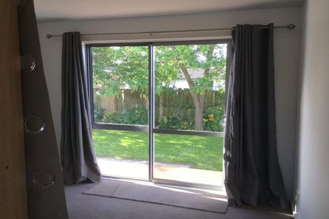 Photo of property in 142 Ilam Road, Ilam, Christchurch, 8041