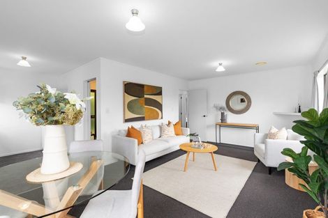 Photo of property in 1/4 Grainger Road, Te Atatu South, Auckland, 0610