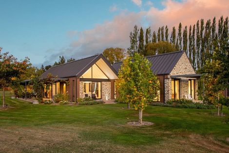 Photo of property in 598 Dunstan Road, Alexandra, 9391