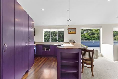 Photo of property in 2 Reserve Road, Plimmerton, Porirua, 5026