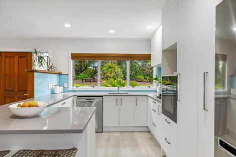 Photo of property in 25 Hawkes Access Road, Waitoki, Silverdale, 0994