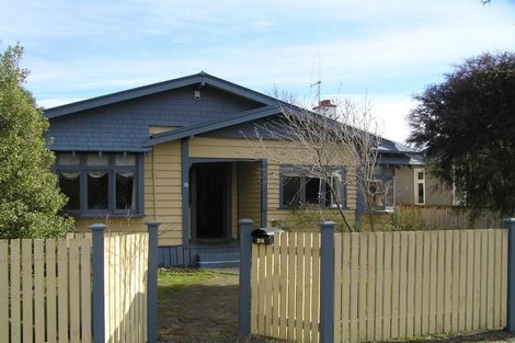Photo of property in 38 Marne Street, Hokowhitu, Palmerston North, 4410