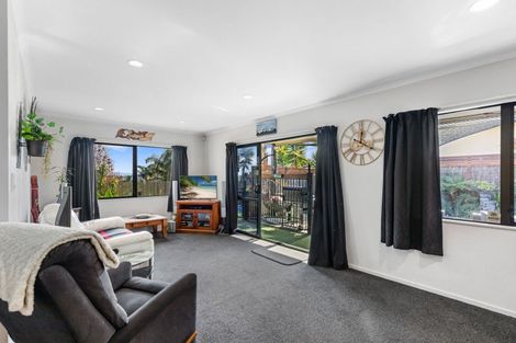 Photo of property in 66 Village Park Drive, Welcome Bay, Tauranga, 3112