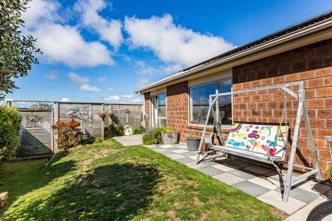 Photo of property in 25 Kahurangi Heights, Aotea, Porirua, 5024