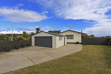 Photo of property in 30a Meander Drive, Welcome Bay, Tauranga, 3112