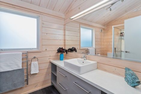 Photo of property in 203 Kenwood Drive, Matarangi, Whitianga, 3592