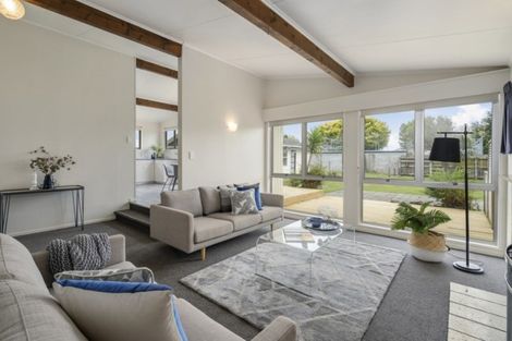 Photo of property in 41 Somerset Crescent, Highbury, Palmerston North, 4412