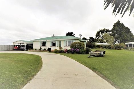 Photo of property in 561 Makirikiri Road, Marton, 4789