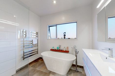 Photo of property in 22 Mercade Close, Stratford, 4332