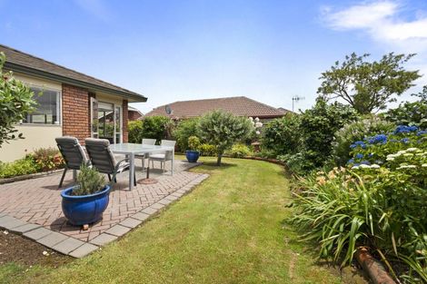 Photo of property in 31 Caroline Crescent, Highbury, Palmerston North, 4412