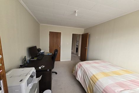 Photo of property in 14 Yarrow Place, Papakowhai, Porirua, 5024