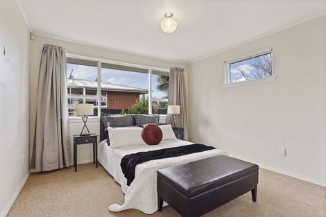 Photo of property in 96b Crofton Road, Harewood, Christchurch, 8051