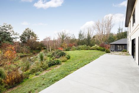 Photo of property in 350 Aokautere Drive, Aokautere, Palmerston North, 4471