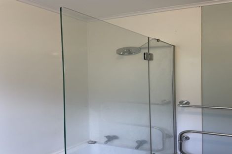 Photo of property in 2/12 Norna Crescent, Kelburn, Wellington, 6012