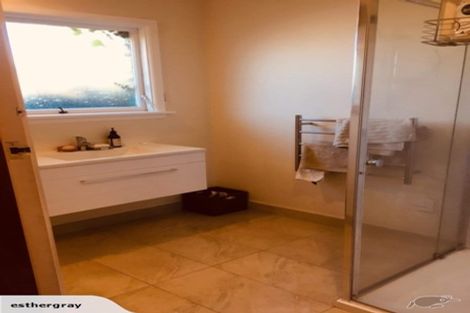 Photo of property in 2/366 Wairakei Road, Burnside, Christchurch, 8053