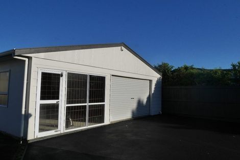 Photo of property in 84 Ruapehu Street, Paraparaumu, 5032
