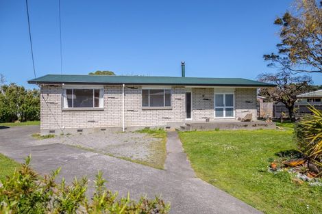 Photo of property in 6 Farrier Grove, Featherston, 5710