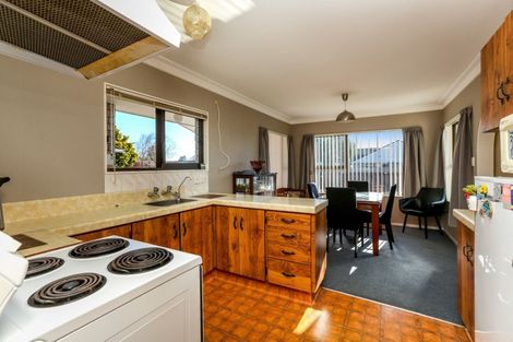 Photo of property in 1 Nursery Place, Westown, New Plymouth, 4310