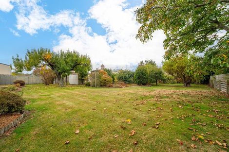 Photo of property in 15 Rugby Street, Waimate, 7924