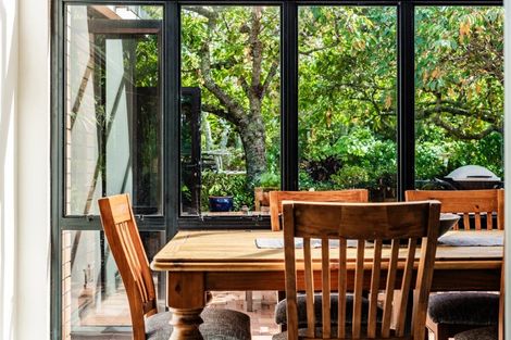 Photo of property in 151 Taupaki Road, Taupaki, Henderson, 0782