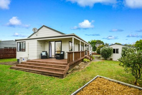 Photo of property in 5 Posa Avenue, Henderson, Auckland, 0612