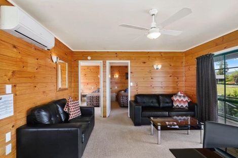 Photo of property in 17 Holden Avenue, Holdens Bay, Rotorua, 3010