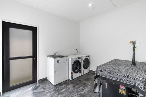 Photo of property in 71 Hokonui Drive, Gore, 9710