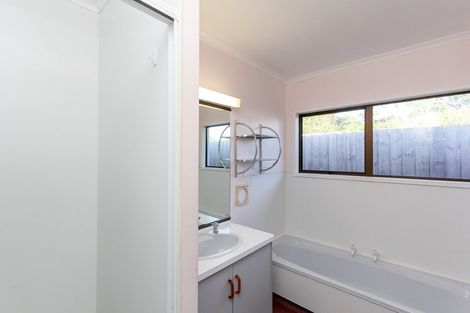 Photo of property in 7a Lyn Street, Lynmouth, New Plymouth, 4310